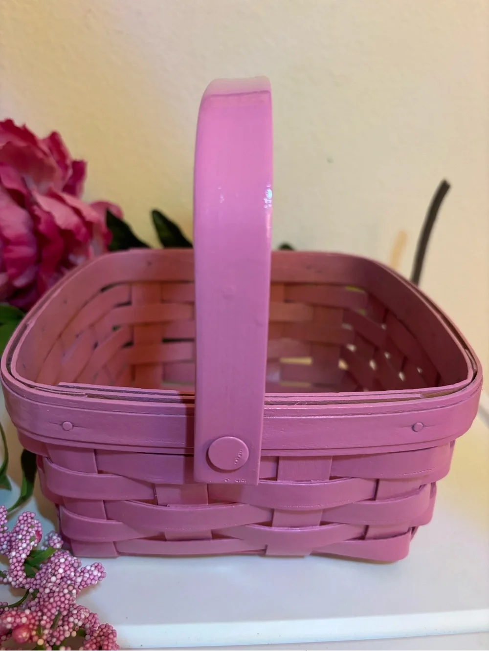 Vintage Longaberger 1998 Medium Berry Basket, Glossy Pink, 7.5” W, 3.75” H